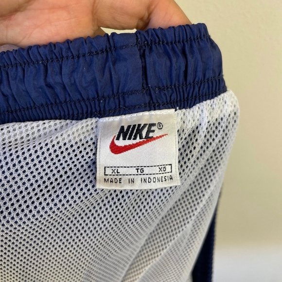 Vintage Nike Big Spellout Swoosh Casual Swim Trunk Shorts RARE - Picture 5 of 8